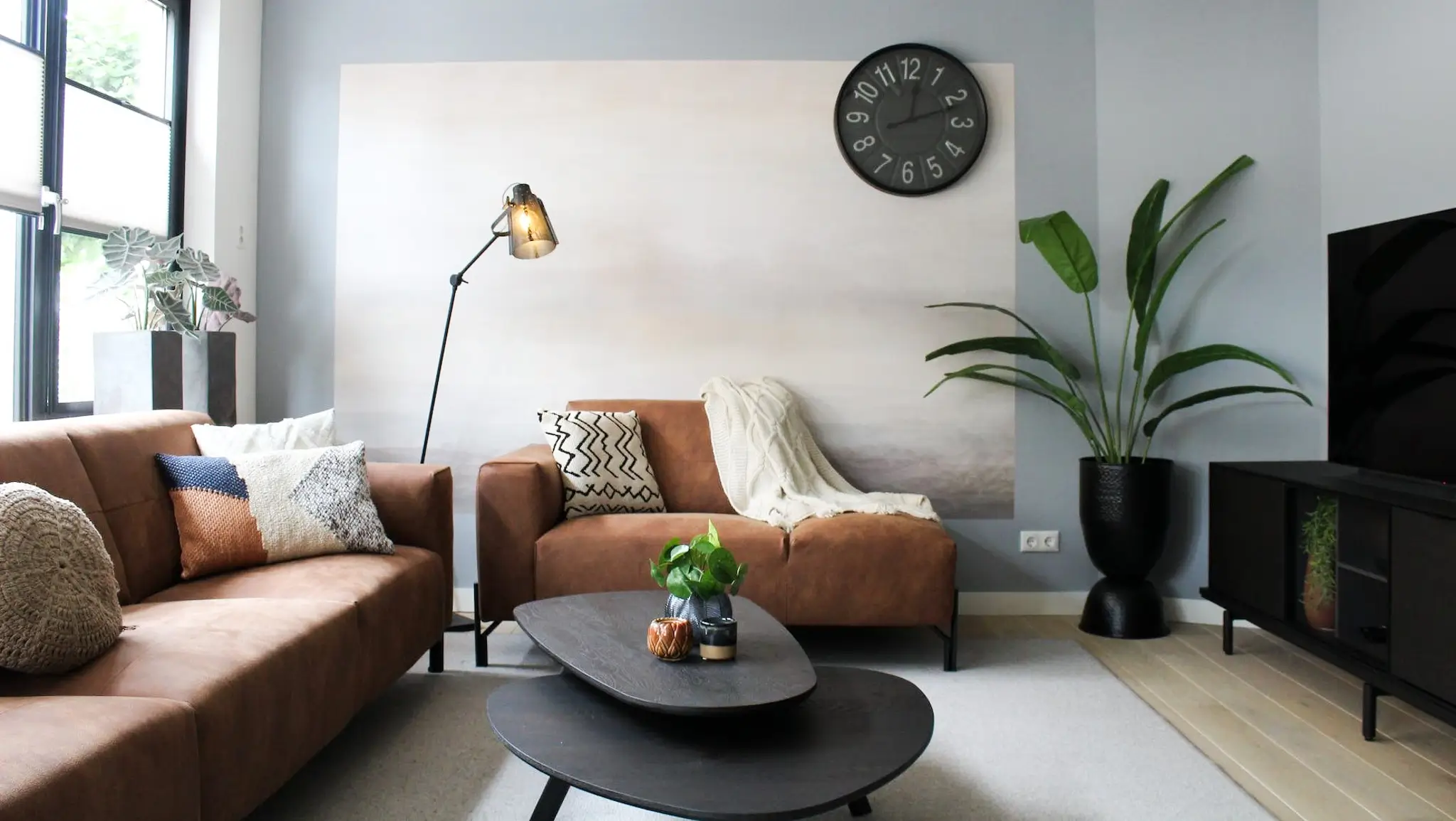 How to Furnish Your Entire Home on a Tight Budget