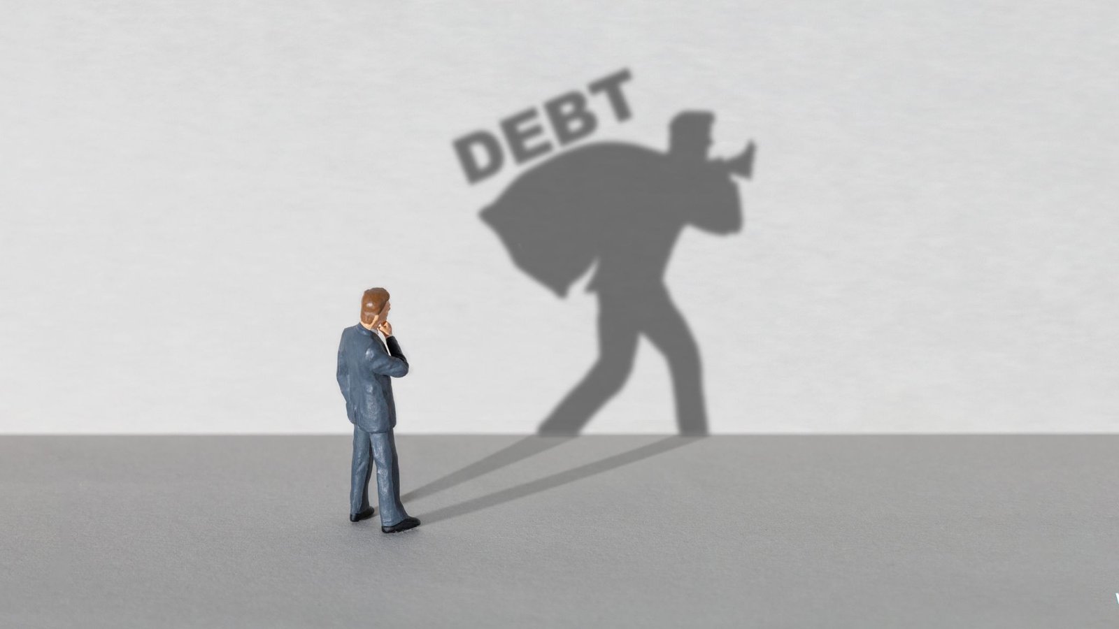 How to Use Refinancing as Part of a Debt Payoff Strategy
